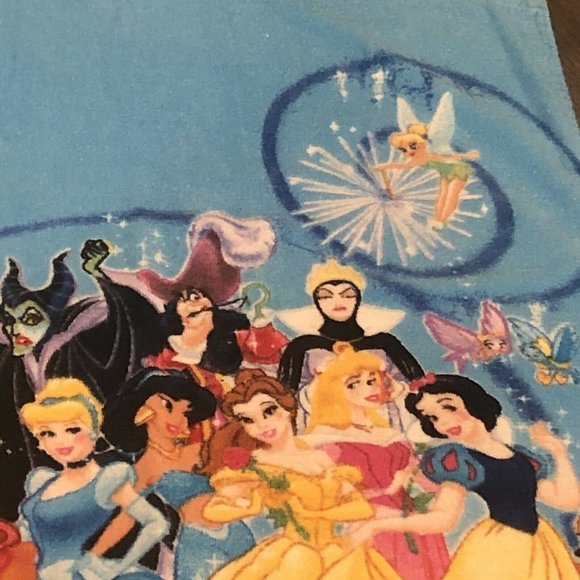 Jerry Leigh Disney Dreams Florida Beach Towel Princess Villian Ursula Pooh Tink - Picture 6 of 12